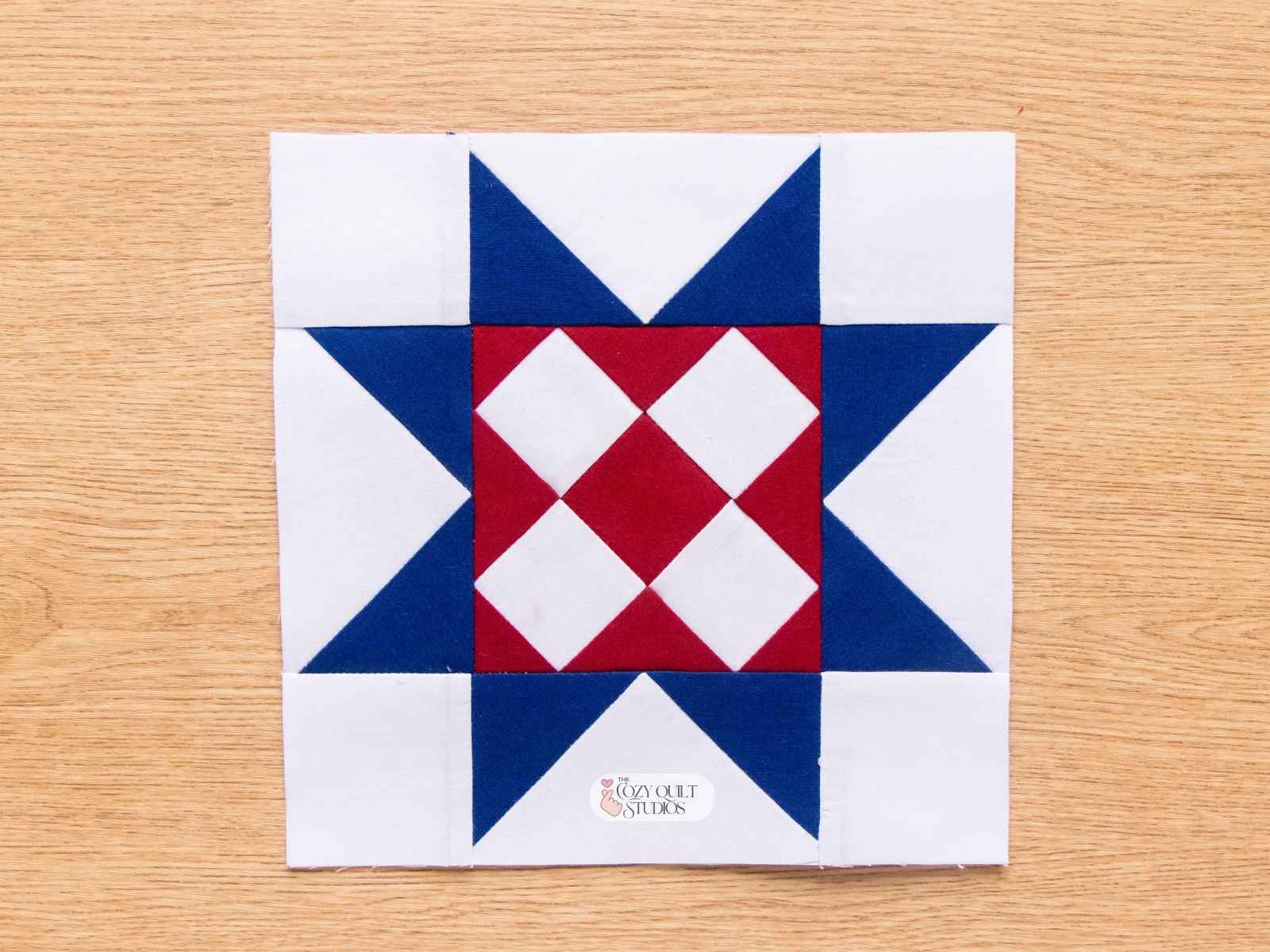 sawtooth star with granny square centre fpp quilt block