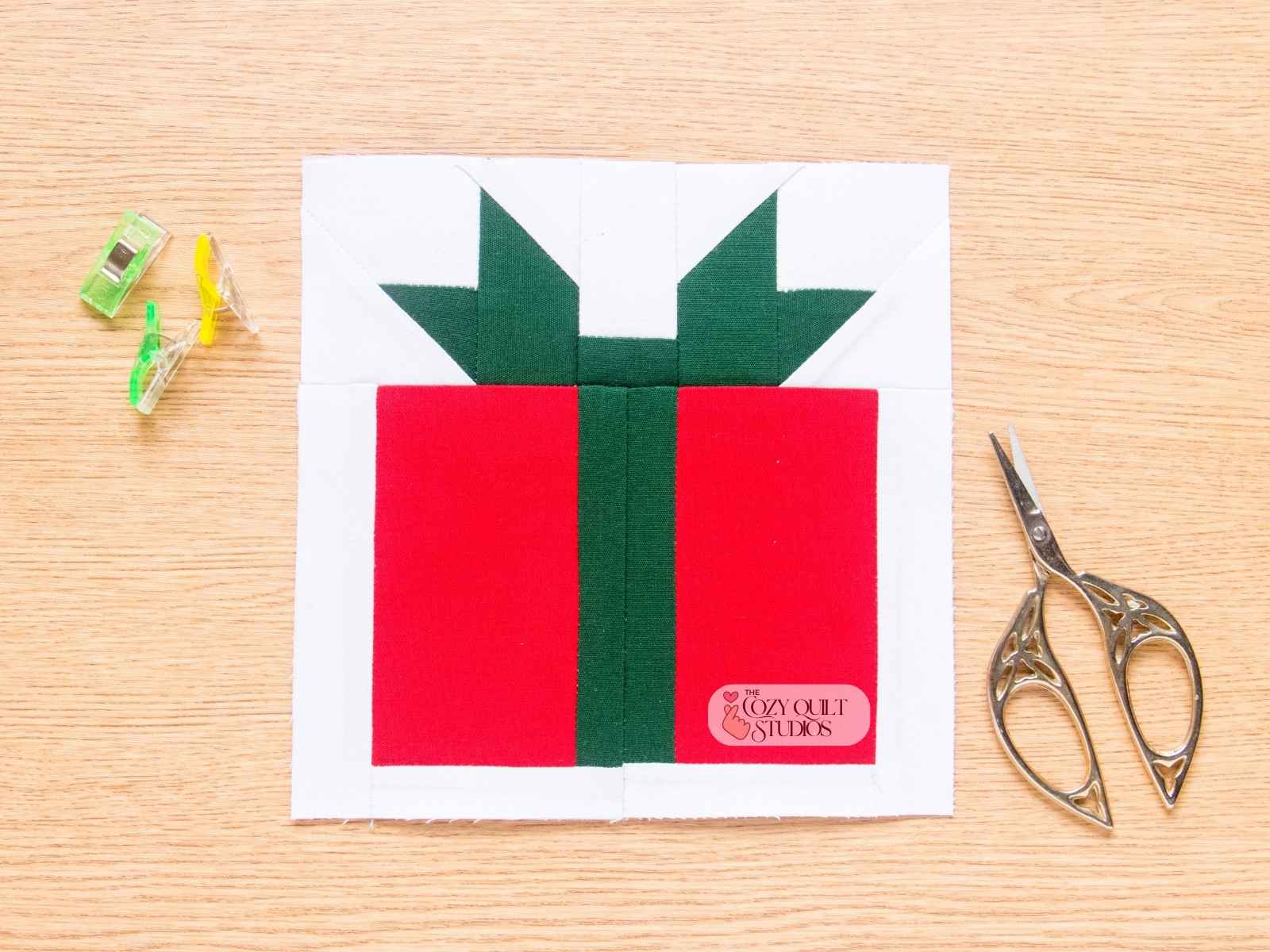 Christmas Present quilt block foundation paper piecing pattern instant download