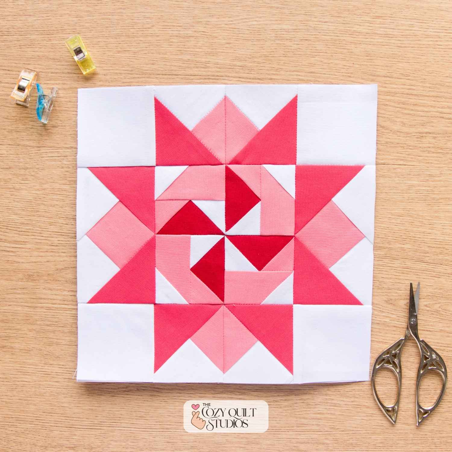 christmas Peppermint Pinwheel Star foundation apper piecing templates